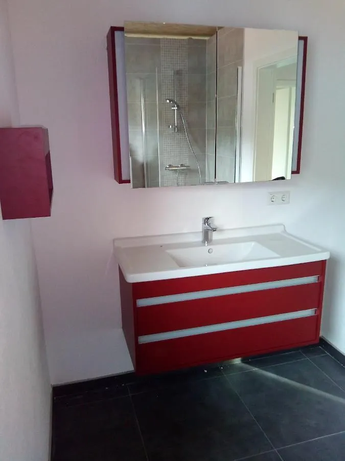 Bed & Breakfast Comfortable Room With Double Bed Vichten