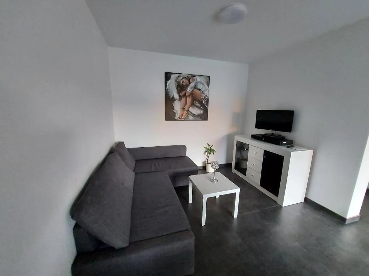 Comfortable Room With Double Bed Vichten